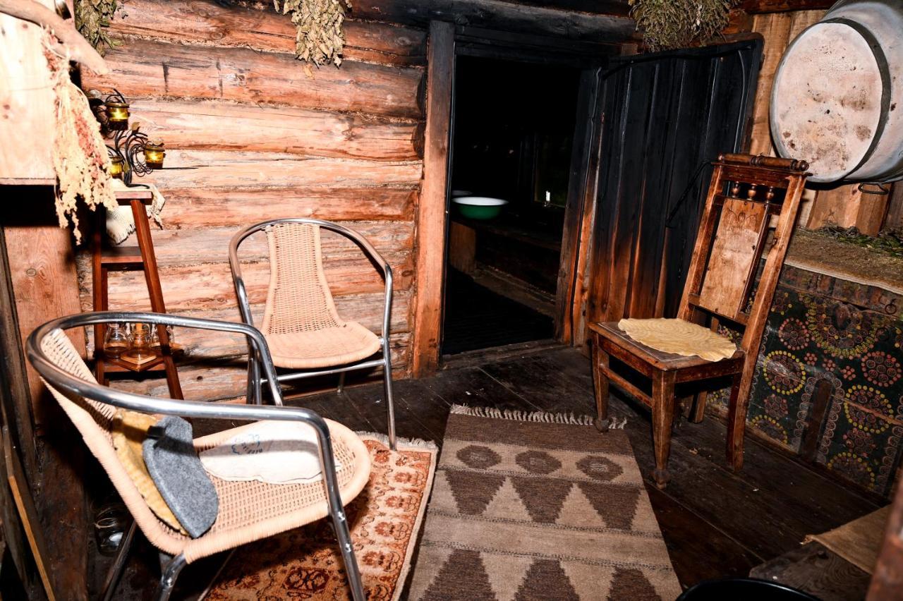 Idilliska Latgaliesu Lauku Maja Ar Melno Pirti Villa อักโลนา ภายนอก รูปภาพ