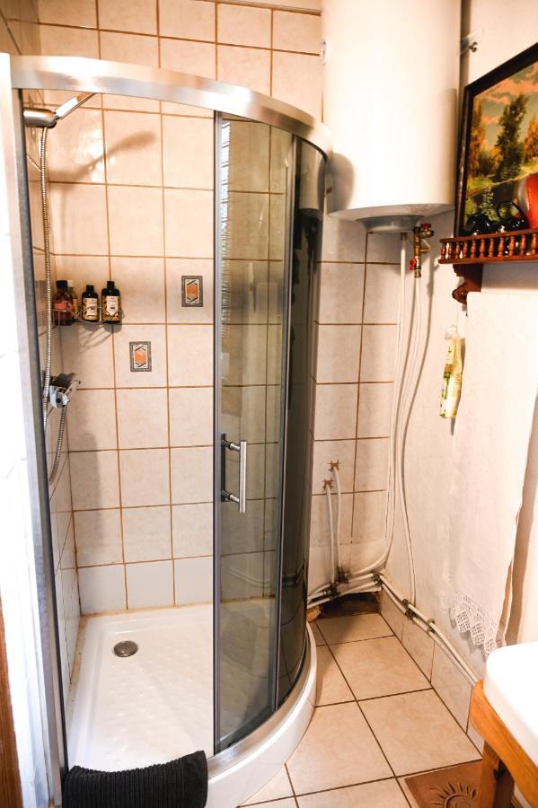 Idilliska Latgaliesu Lauku Maja Ar Melno Pirti Villa อักโลนา ภายนอก รูปภาพ